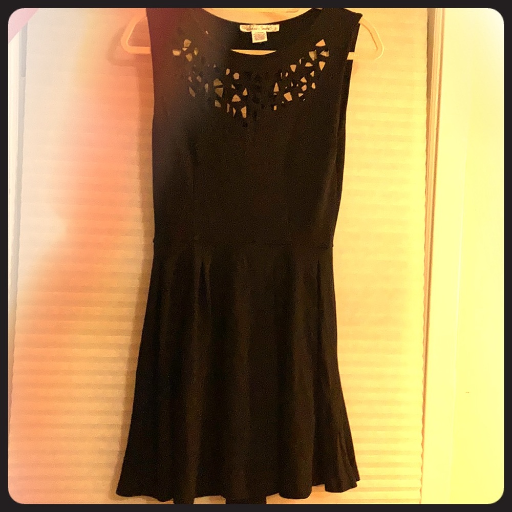 Mid-Thigh dress.